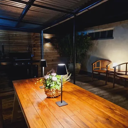 Holiday home Anna Mit Kamin, Terrasse, Hof & Garage *