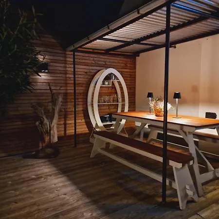 Anna Mit Kamin, Terrasse, Hof & Garage Hébergement de vacances Haßloch