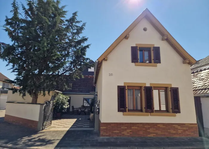 Hébergement de vacances Anna Mit Kamin, Terrasse, Hof & Garage